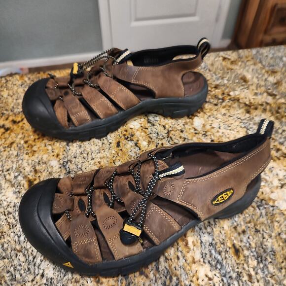 Keen Brown Outdoor Sandals 8.5 US Mens hiking Trail Water Leather Shoes Sandals main image 4